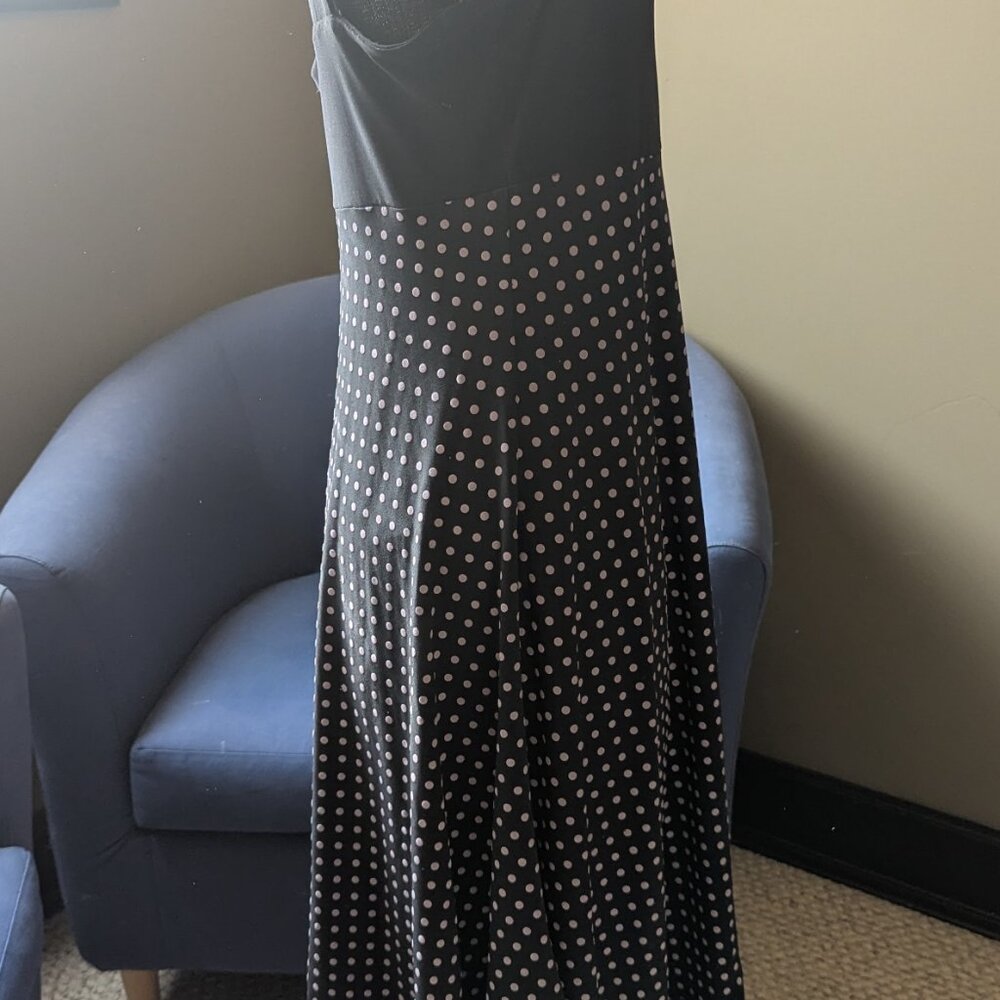 Frank Lyman Design Summer Sleeveless polka dot dress